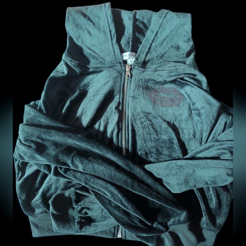 Velour lip rhinestone crop hoodie y2k s medium